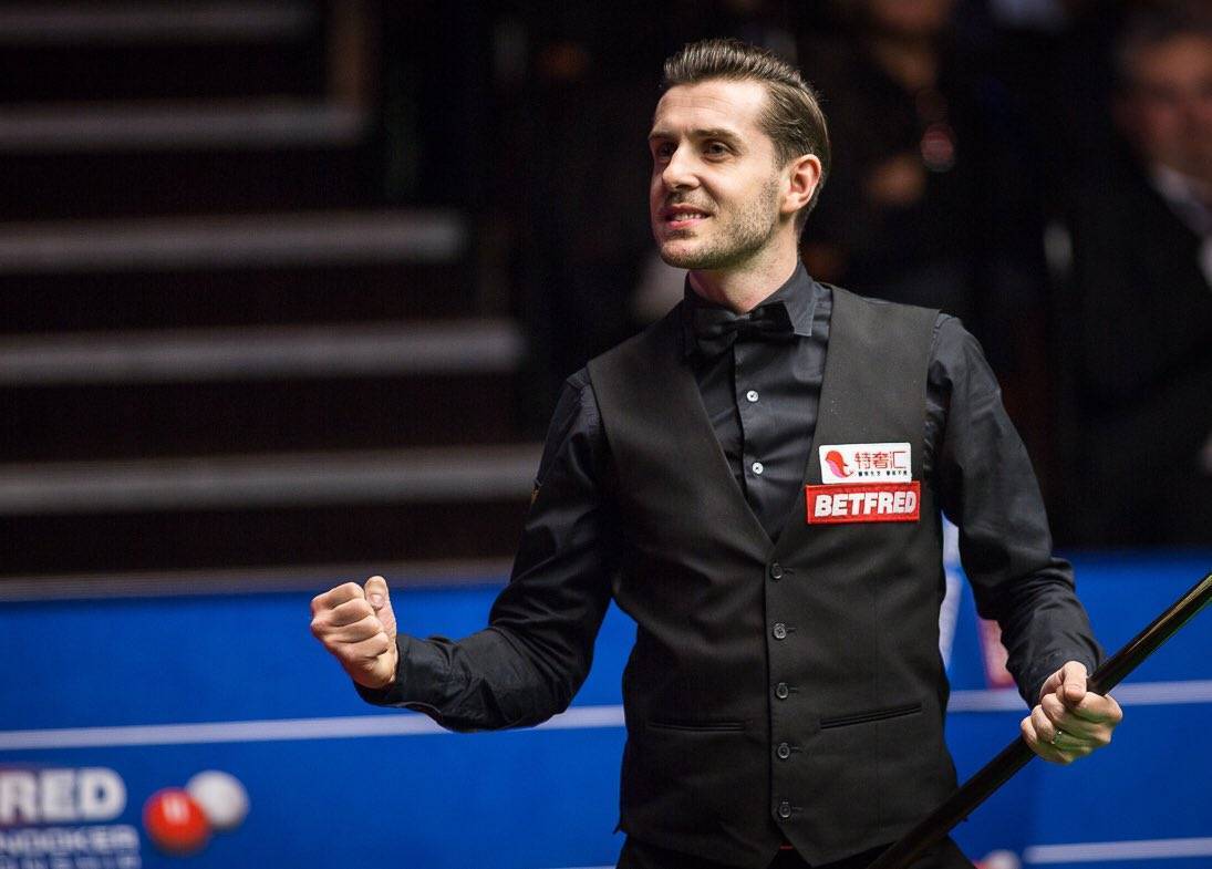 随之放大并 随之放大并